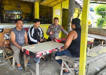 Polsek Kragan Gelar Sambang dan Blusukan Kamtibmas di Desa Sumbersari
