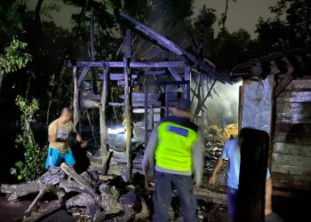 Gerak Sigap Polsek Andong dalam Penanganan Kebakaran Rumah di Desa Kadipaten