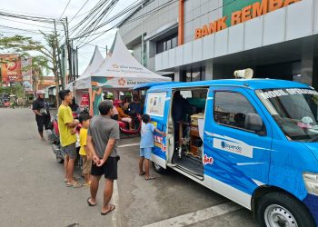 Permudah Warga Bayar Pajak, Satlantas Polres Rembang Gelar Samsat Minggu