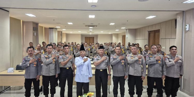Polda Jateng Bekali Anggota Sat Binmas dan Bhabinkamtibmas sebagai Da’i Kamtibmas dan Khotib