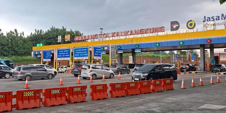Arus Kendaraan Tol Trans Jawa Meningkat, Polda Jateng Maksimalkan Pengaturan Arus Lalin dan Pelayanan di Rest Area