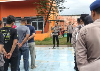 Wakapolres Rembang Pimpin Pengamanan Derbi Kota Liga 4 Zona Jateng PSIR Vs Persikaba