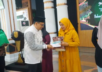 Ratusan Mualaf se-Kabupaten Pati Terima Santunan Ramadan