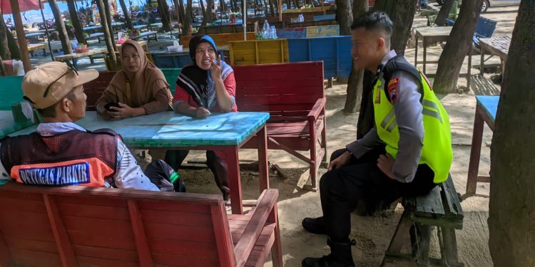 Satgas Preventif Ops Ketupat Candi 2026 Polres Rembang Patroli Obyek Wisata Pantai 