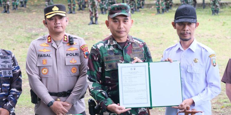 Kapolres Rembang Hadiri Upacara Penutupan TMMD Sengkuyung Tahap I Tahun 2026 di Mantingan