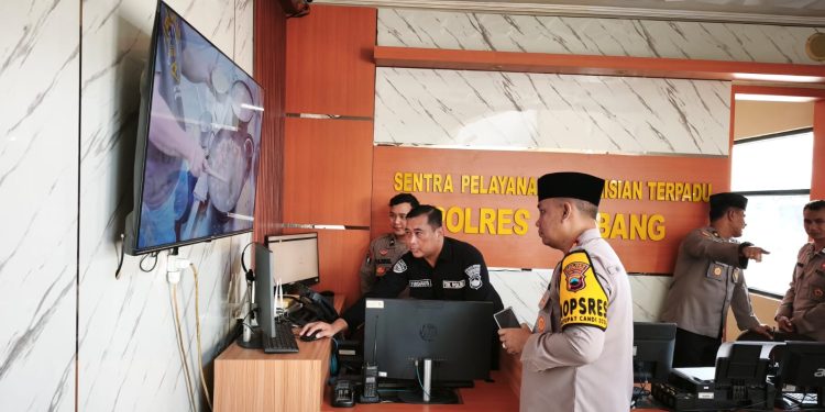 Layanan Polisi 110: Cepat, Responsif dan Siaga 24 Jam untuk Keamanan Anda
