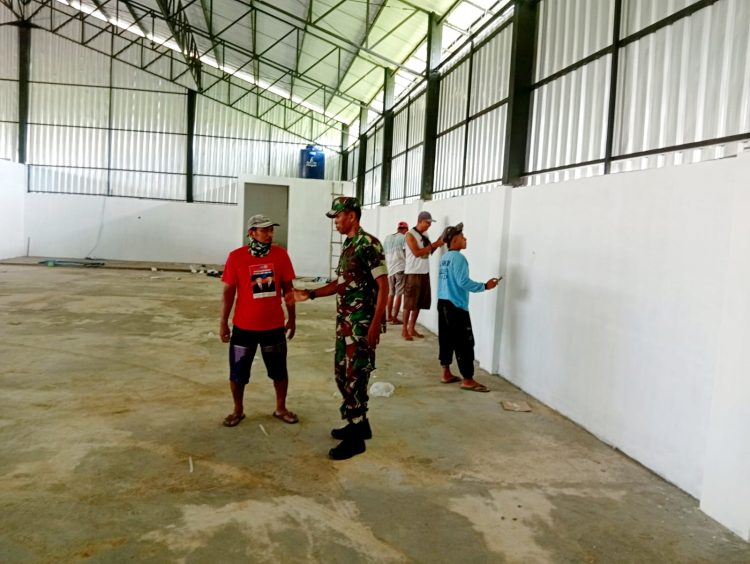 Warga Tlogorejo Antusias, Babinsa Terjun Langsung Dampingi Pembangunan KDKMP