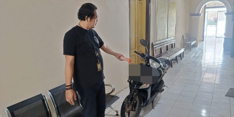 Pemuda 24 Tahun Todongkan Badik ke Ibu Rumah Tangga di Pati, Pelaku Diamankan Polisi
