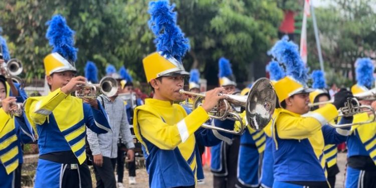 Marching Band SMK Al-Falah Bikin Pembukaan TMMD ke-128 Pati Kian Semarak