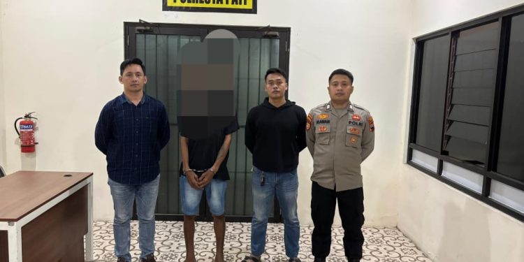 Tiga HP Digasak dari Dalam Rumah di Trangkil, Pelaku Diringkus Warga dan Diserahkan ke Polisi