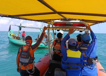 Patroli Perairan, Sat Polairud Polres Rembang Tingkatkan Keselamatan dan Antisipasi Kebakaran Kapal