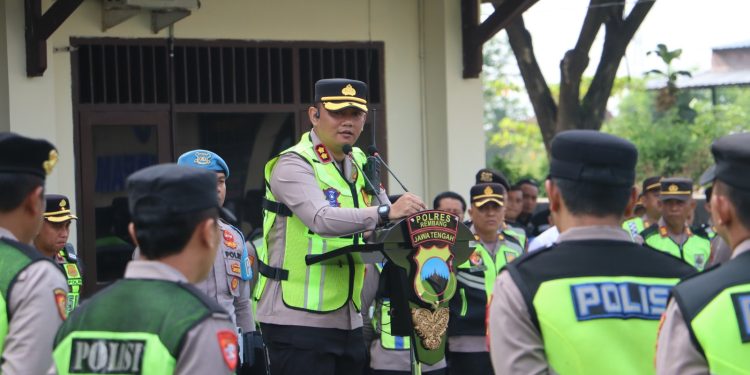 Pimpin Apel Kesiapan Pengamanan Kunjungan Istri Wakil Presiden RI, Kapolres Rembang Pastikan Situasi Kondusif