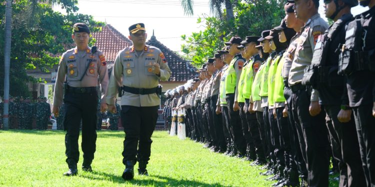 Gelar Latihan Sispamkota, Kapolres Rembang: Kesiapan Personel Harus Nyata, Bukan Sekadar Formalitas