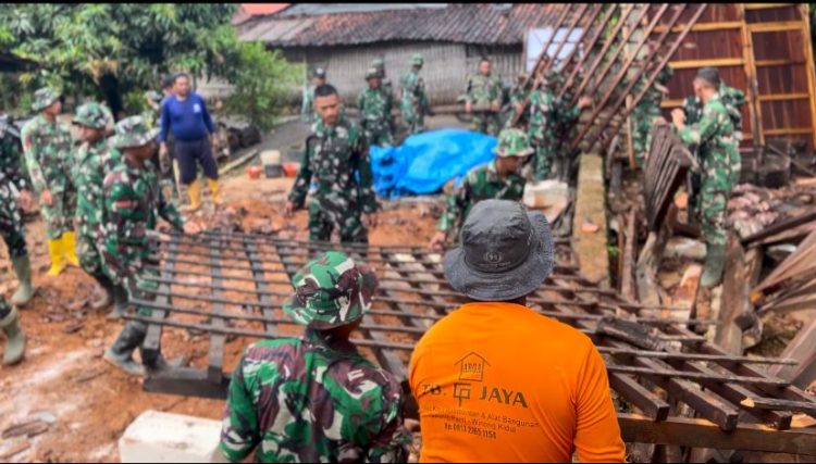Rumah Warga di Godo Ambruk Saat Dibongkar untuk RTLH, Tak Ada Korban Jiwa