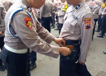 Pengecekan Ketat Propam, Personel Pelayanan Dipastikan Tidak Bawa Senpi dan Benda Berbahaya