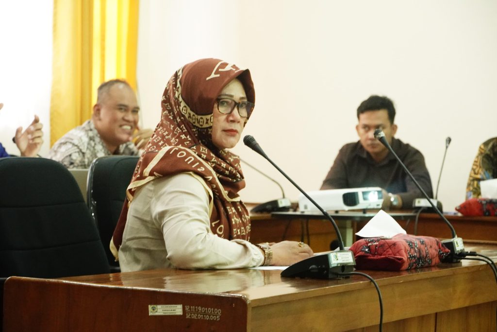 Anggota Komisi B DPRD Kabupaten Pati, Warsiti