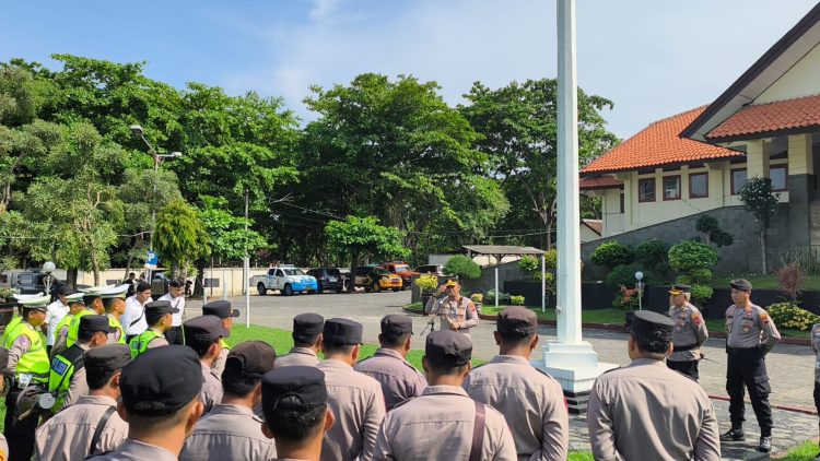 Bid Propam Polda Jateng dan Polres Rembang Gelar Razia Senpi Saat Pengamanan Audiensi Nelayan