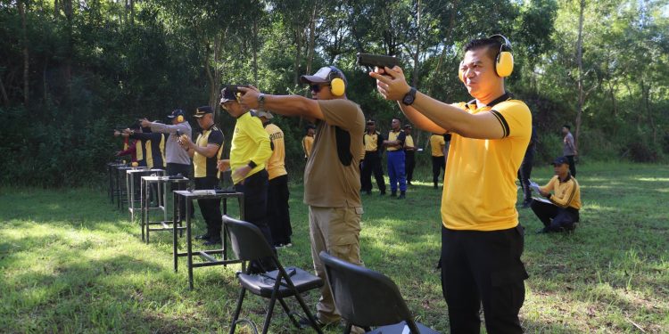Polres Rembang Gelar Latihan Menembak Periodik I Tahun Anggaran 2026