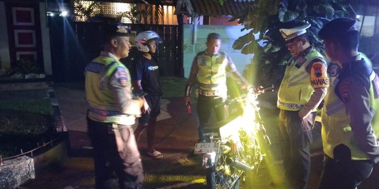 Jajaran Polres Rembang Siaga, Patroli Malam Intensif di Titik Keramaian Cegah Gangguan Kamtibmas
