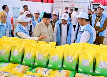 Tanggapi Rupiah Anjlok 17.600, Prabowo: Rakyat Desa Tak Pakai Dolar
