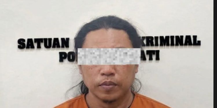 Ini Tampang Pelaku Dukun C 4 B U L di Sukolilo, Korban Diajak Main Bertiga dengan Istri Pelaku hingga Hamil