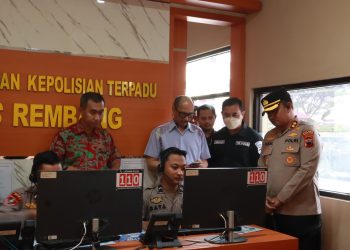 Karoops Polda Jateng Menggelar Supervisi Operasional Call Center 110 di Polres Rembang