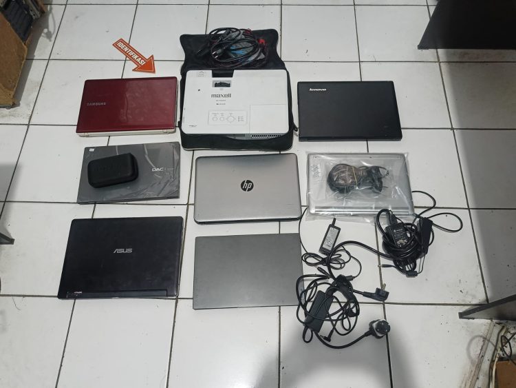 Gondol 6 Laptop SD 2 Mulyoharjo, Dua Pencuri Diringkus Polresta Pati Jelang Subuh