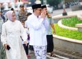 Sholat Idul Adha Pakai Sarung Batik Bakaran, Plt Bupati Pati Ajak Warga Dukung UMKM Lokal