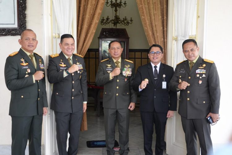 Pangdam IV/Diponegoro Ikuti Rangkaian Prasetya Perwira dan Kunjungan Panglima TNI ke Museum Bersejarah