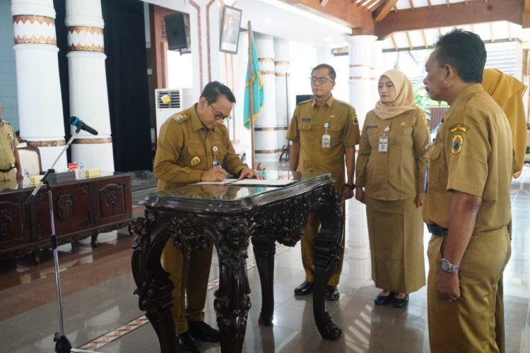 242 Kepala UPTD Satuan Pendidikan di Kabupaten Pati Resmi Dikukuhkan