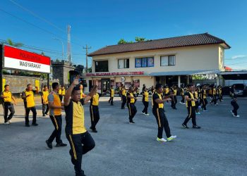 Senam Aerobik Bersama, Polres Rembang Perkuat Kesehatan dan Soliditas Personel