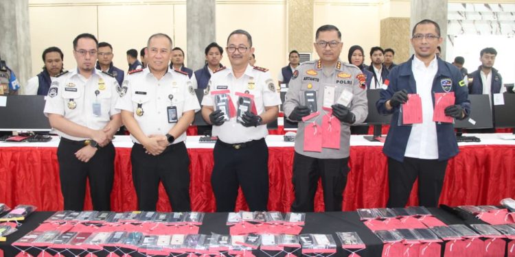 Gandeng FBI Polda Jateng Ungkap Markas Penipuan Online di Solo Raya, Transaksi Capai Rp 41 Miliar, Modus Aplikasi Kencan dan Trading