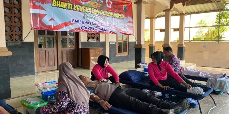 Setetes Darah untuk Negeri, Polres Rembang Gelar Bhakti Kesehatan Donor Darah HUT Bhayangkara ke-80