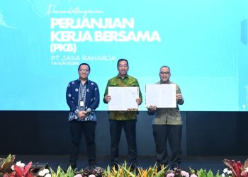 Saksikan Penandatanganan PKB Jasa Raharja-SPJR, Menaker Titip Tiga Agenda Strategis untuk Masa Depan Perusahaan
