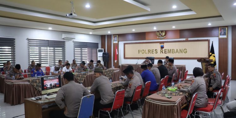Polres Rembang Ikuti Zoom Doa Bersama Polda Jateng Sambut Hari Bhayangkara ke-80
