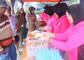 Bhayangkari Polres Rembang Bersedekah, Tebar Kepedulian dalam Rangka HKGB ke-74