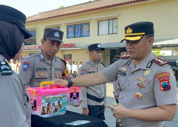 Kapolres Rembang Pimpin Launching Pencegahan Tuberkulosis dan Penyerahan Buku Saku Bagi Bhabinkamtibmas