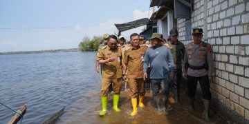 Pemprov Jateng Salurkan Bantuan Rp313 Juta untuk Warga Terdampak Rob Tunggulsari Tayu
