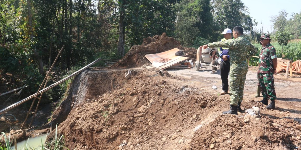Pastikan Pembangunan Tepat Sasaran, Dandim 0718/Pati Cek Progres Jembatan Garuda