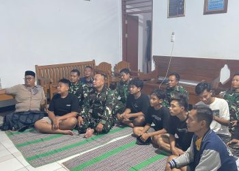 Melalui Nobar Kebangsaan, Kodim 0718/Pati Bersama Jajaran Koramil Bangun Kebersamaan dengan Masyarakat