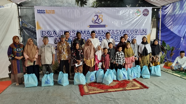 Milad ke-28, BMT Fastabiq Berbagi 1.000 Berkat dan Doa Bersama Serentak di Seluruh Kantor Cabang