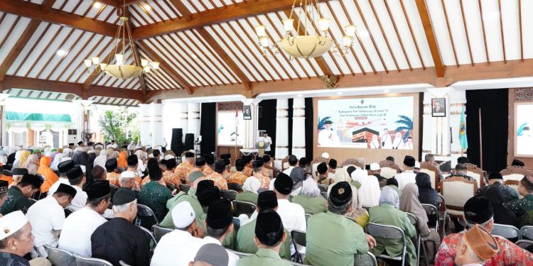 Masa Tunggu Haji Kini 29 Tahun, Plt Bupati Pati: Kesempatan Berangkat Nikmat yang Sangat Istimewa