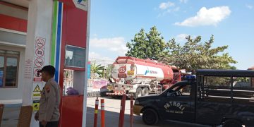 Patroli Antisipasi Kelangkaan BBM, Polres Rembang Pastikan Situasi Tetap Kondusif