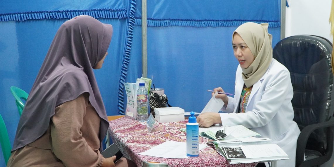 RS Mitra Bangsa Dukung Program SPELING, Layani 150 Warga Desa Wuwur Bersama Dokter Spesialis