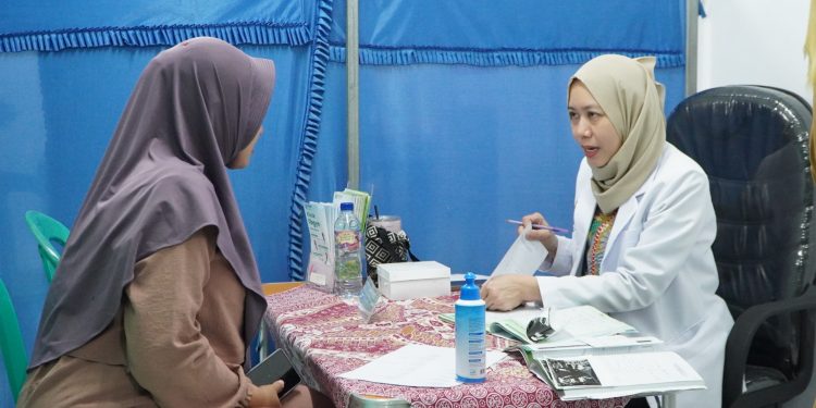 RS Mitra Bangsa Dukung Program SPELING, Layani 150 Warga Desa Wuwur Bersama Dokter Spesialis