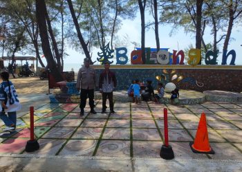 Patroli Blue Light Siang Hari, Polsek Kragan Hadir Jaga Keamanan Kawasan Pantai Balongan