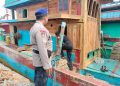 Sat Polairud Polres Rembang Sosialisasikan Keselamatan Berlayar kepada Nelayan di TPI Tasikagung