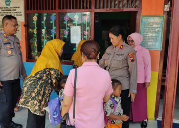 Wakapolres Rembang Kunjungi TK Kemala Bhayangkari 49 Kragan, Berikan Motivasi dan Perhatian untuk Dunia Pendidikan Anak Usia Dini