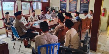 Kapolsek Sarang Berikan Arahan dan Imbauan Pencegahan Bullying kepada Pengurus Ponpes Al Anwar 2