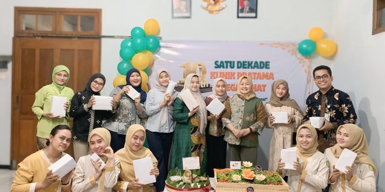 Satu Dekade Mengabdi, Klinik Mega Sehat Rayakan HUT ke-10 dengan Perkuat Komitmen Pelayanan dan Kepedulian Sosial